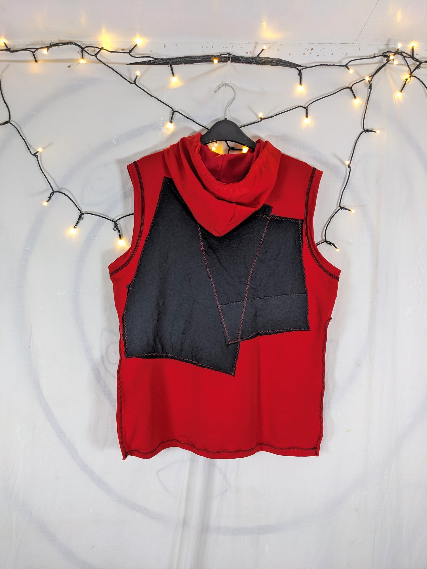 JESTER hoodie tank L