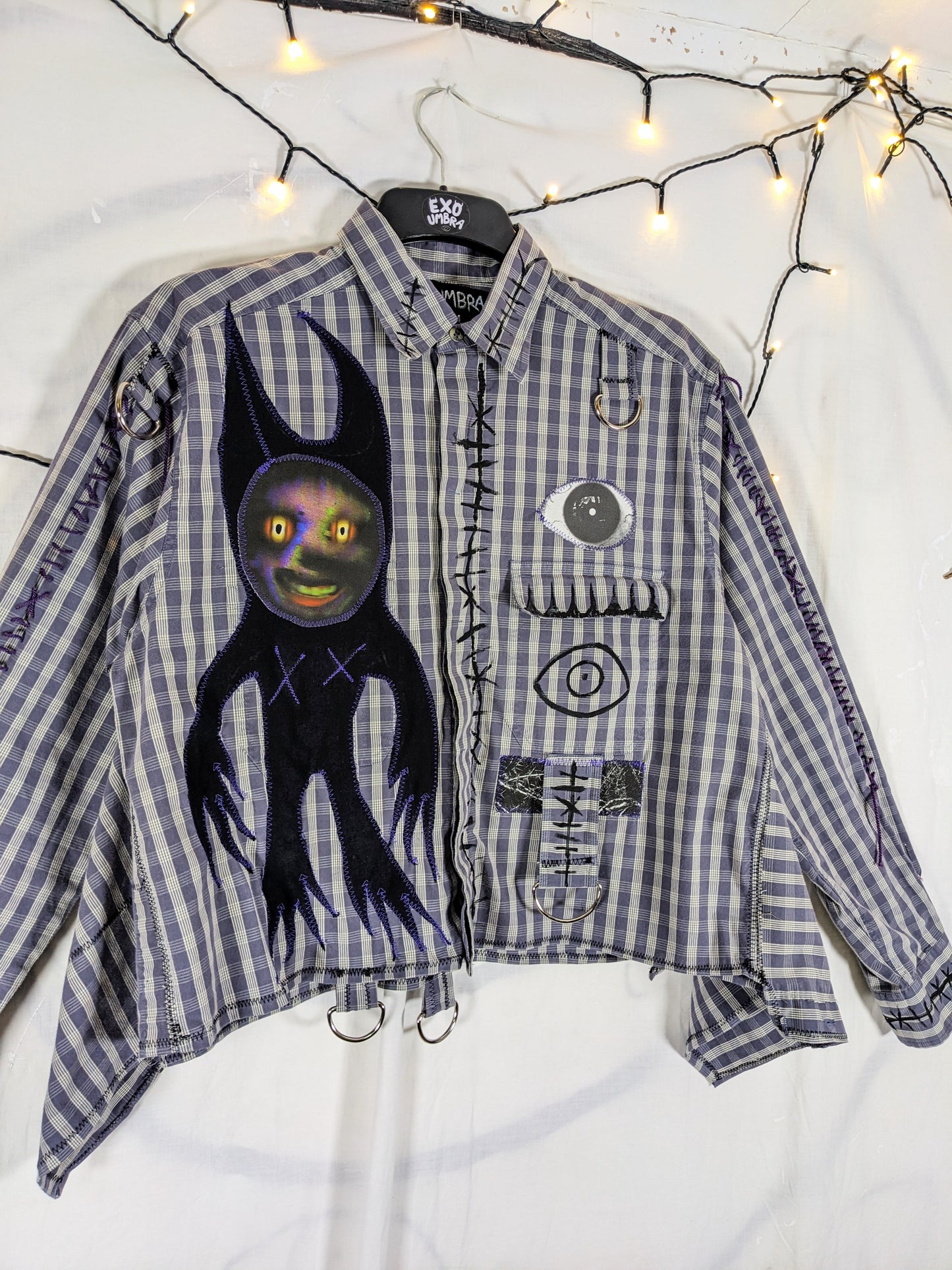 DEMON button up XL