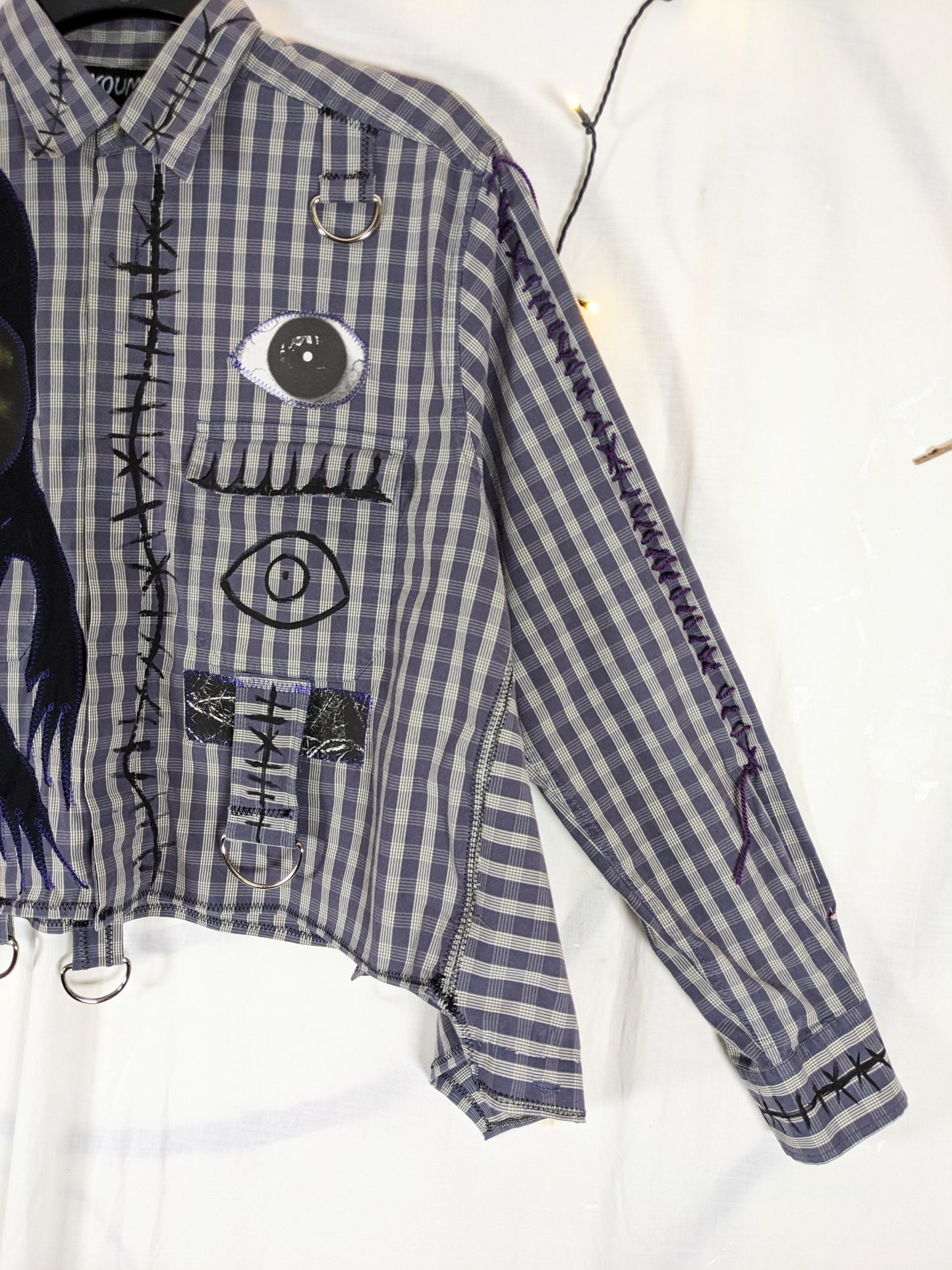 DEMON button up XL