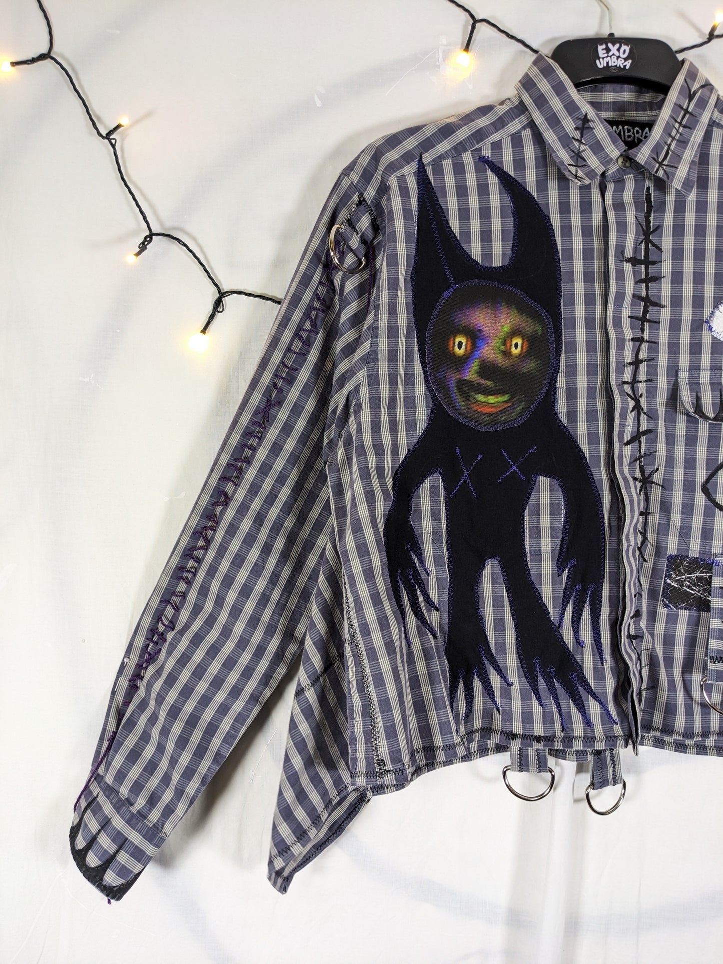 DEMON button up XL