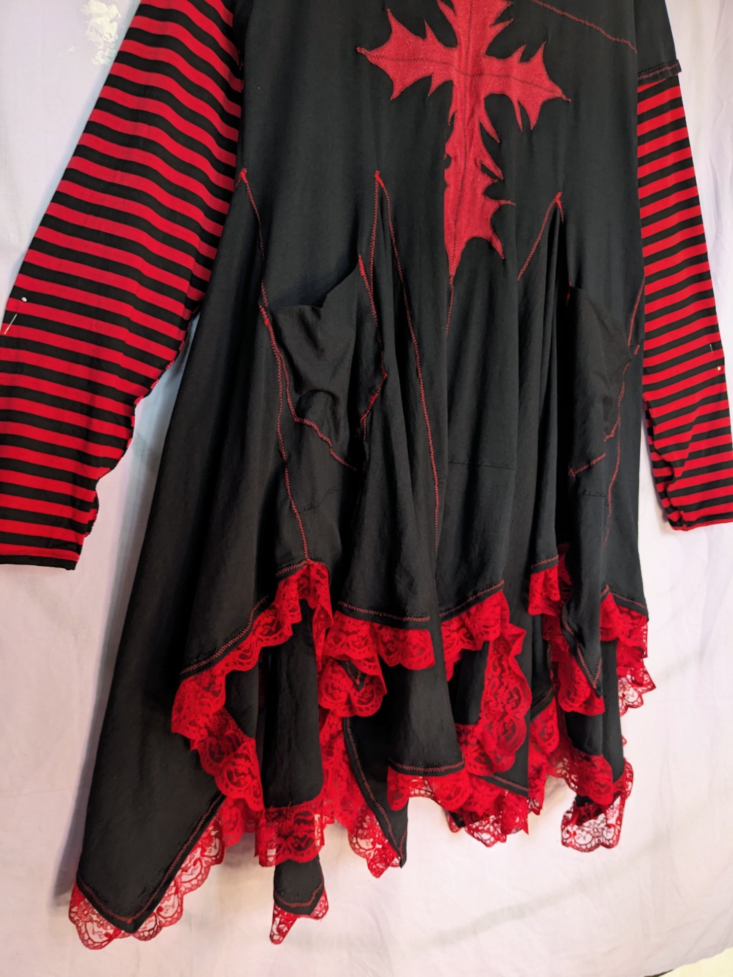 THORN dress XXL