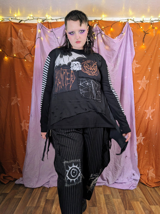 HAUNTED top XL