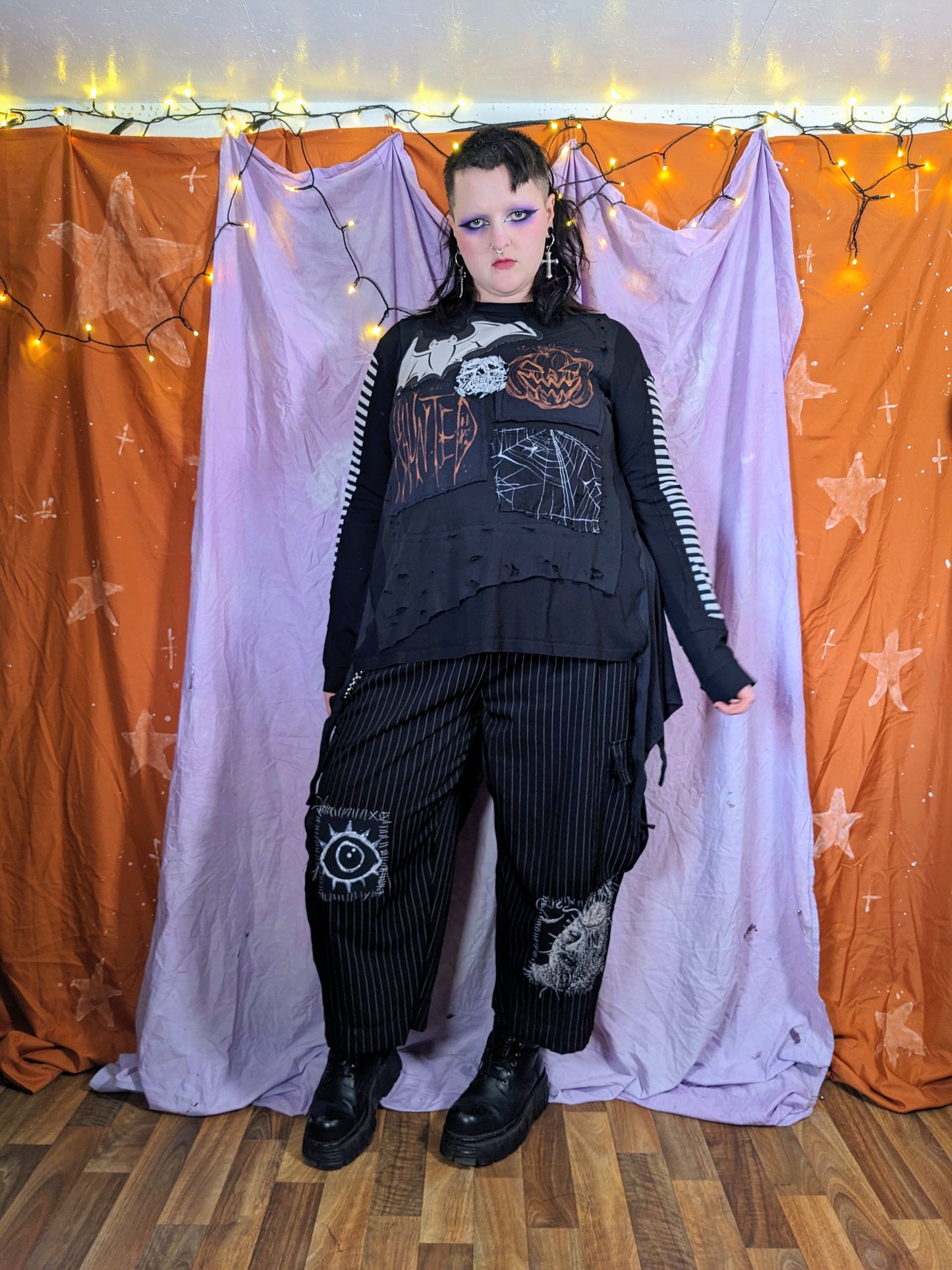HAUNTED top XL