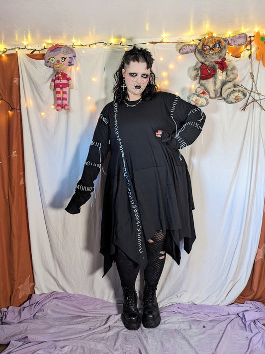 STITCHED Long sleeve dress XXL