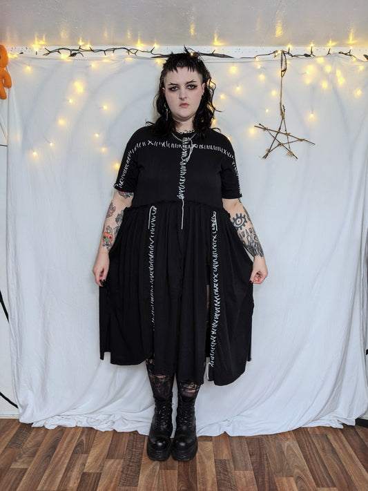 The Stitch dress PREORDER