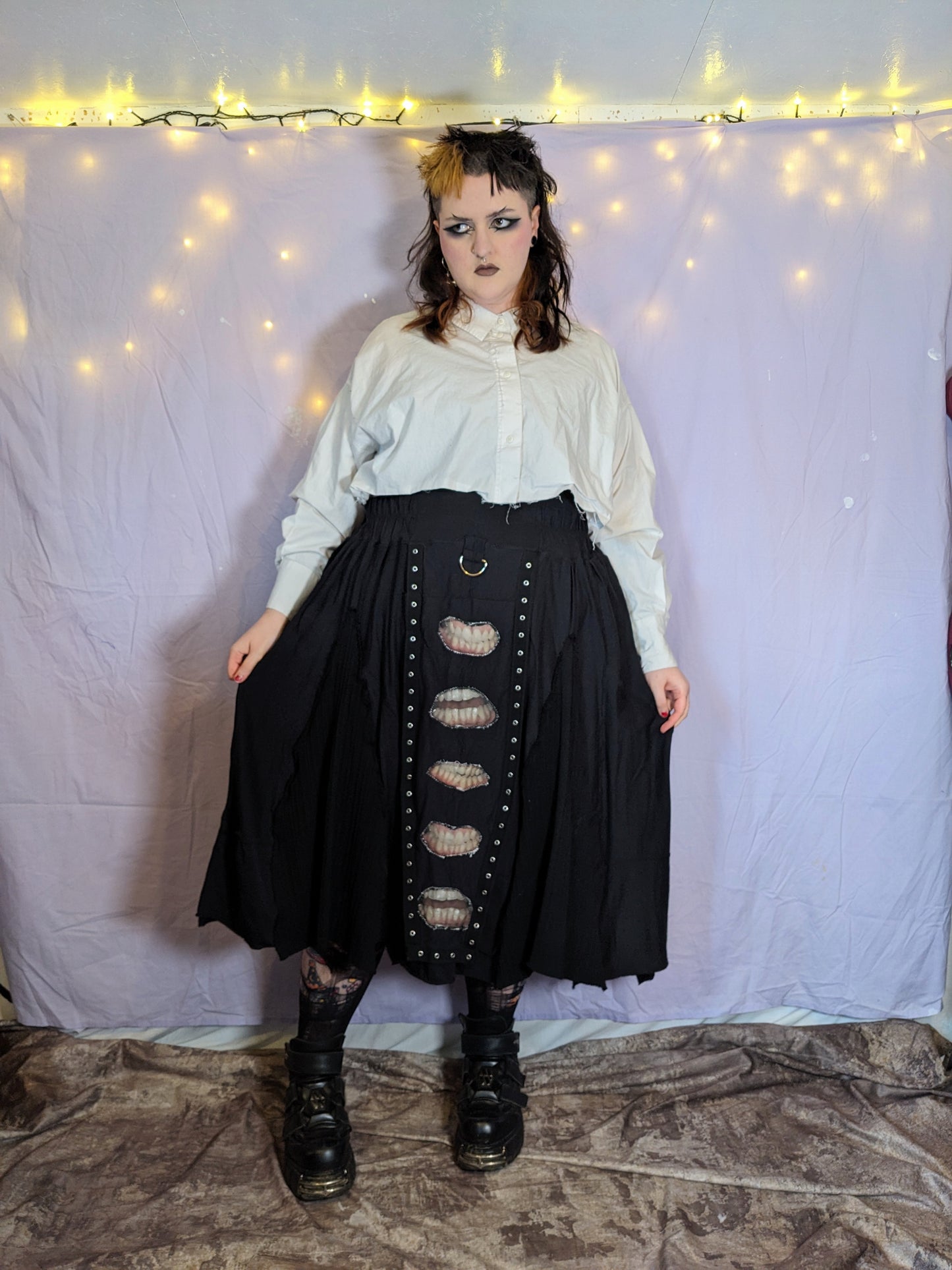 MOUTH Skirt 42"-47" waist