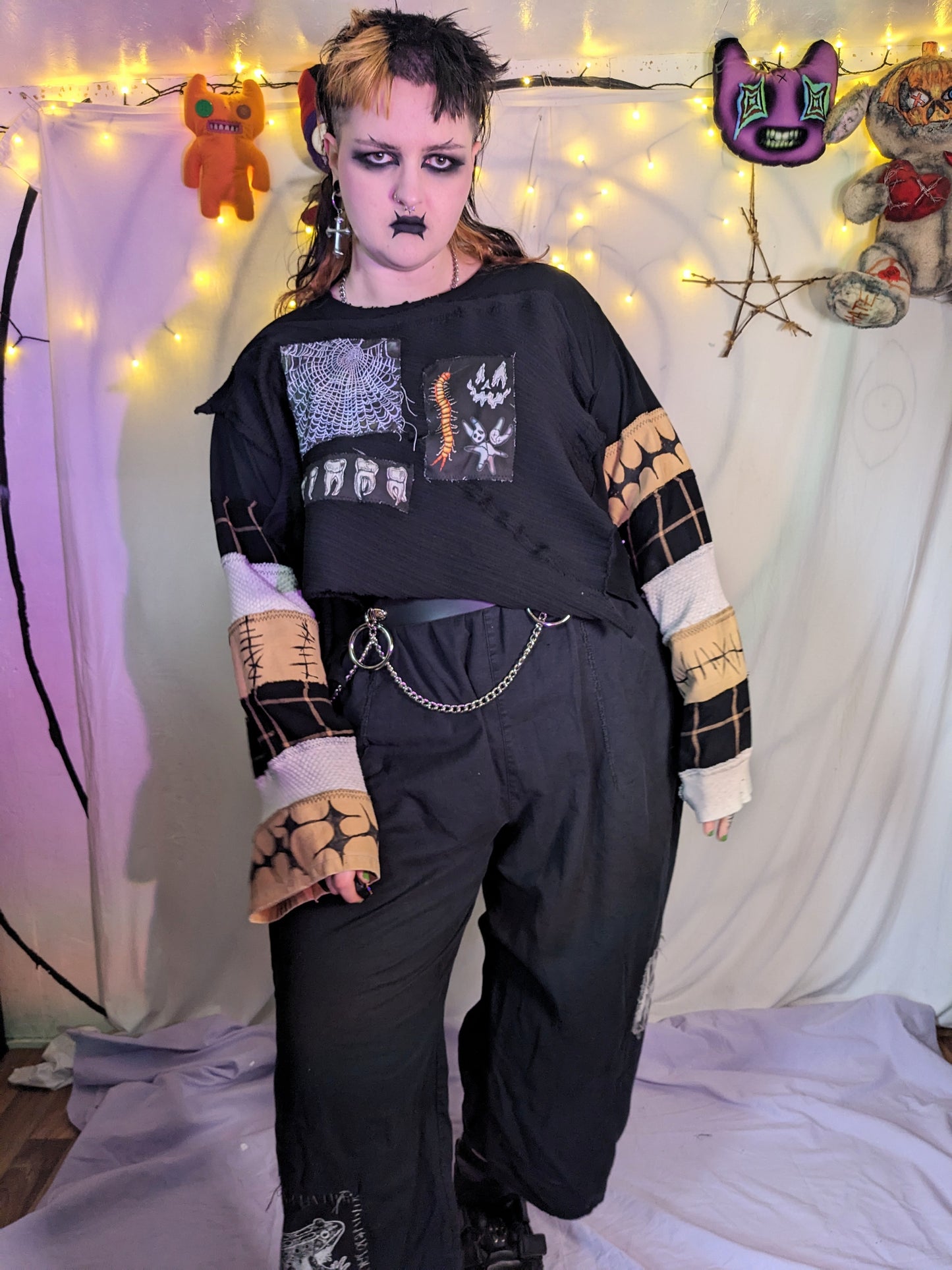 BUGS! long sleeve crop XXL