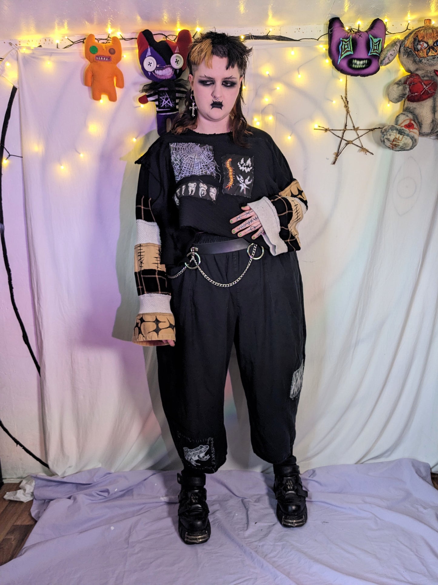 BUGS! long sleeve crop XXL