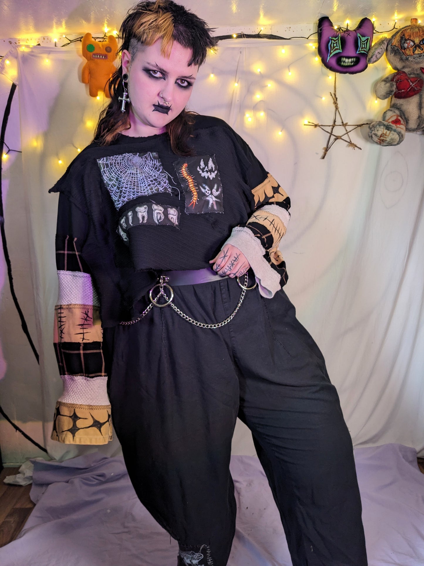 BUGS! long sleeve crop XXL