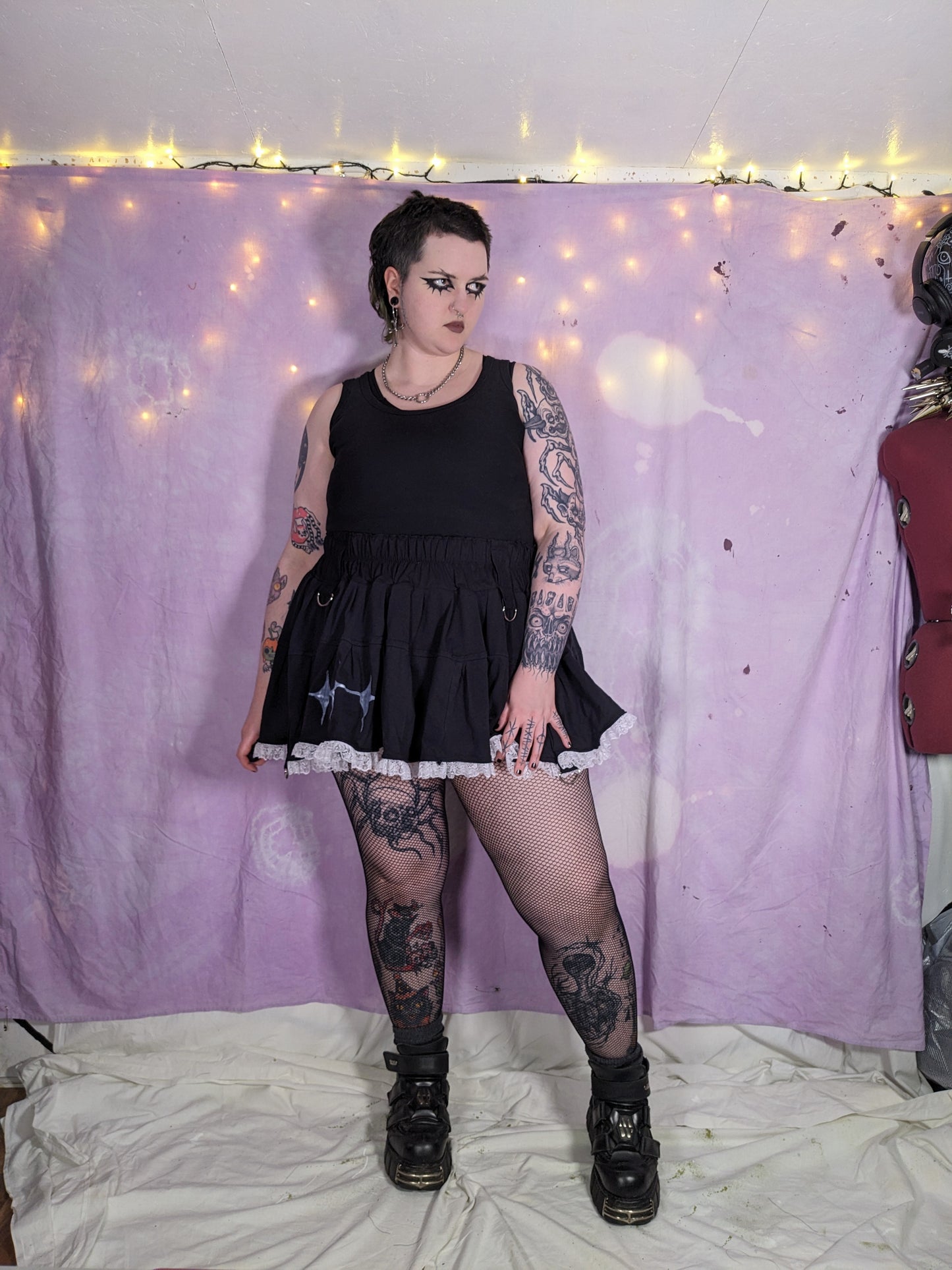 SPIKE lace skirt 45"-50" waist
