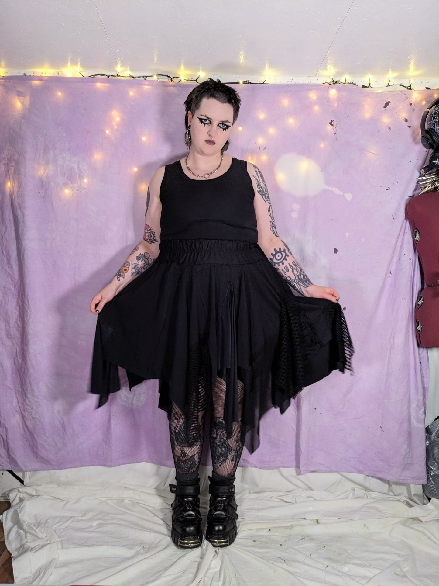 TEXTURE skirt 46"-51" waist