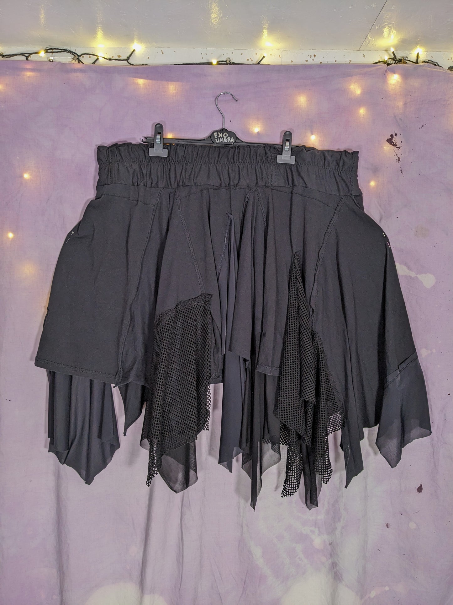 TEXTURE skirt 46"-51" waist