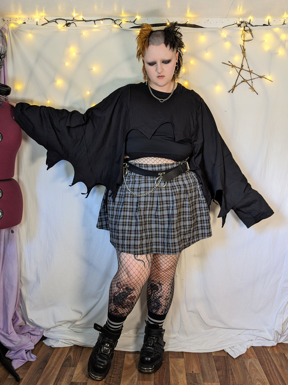 Batwing crop