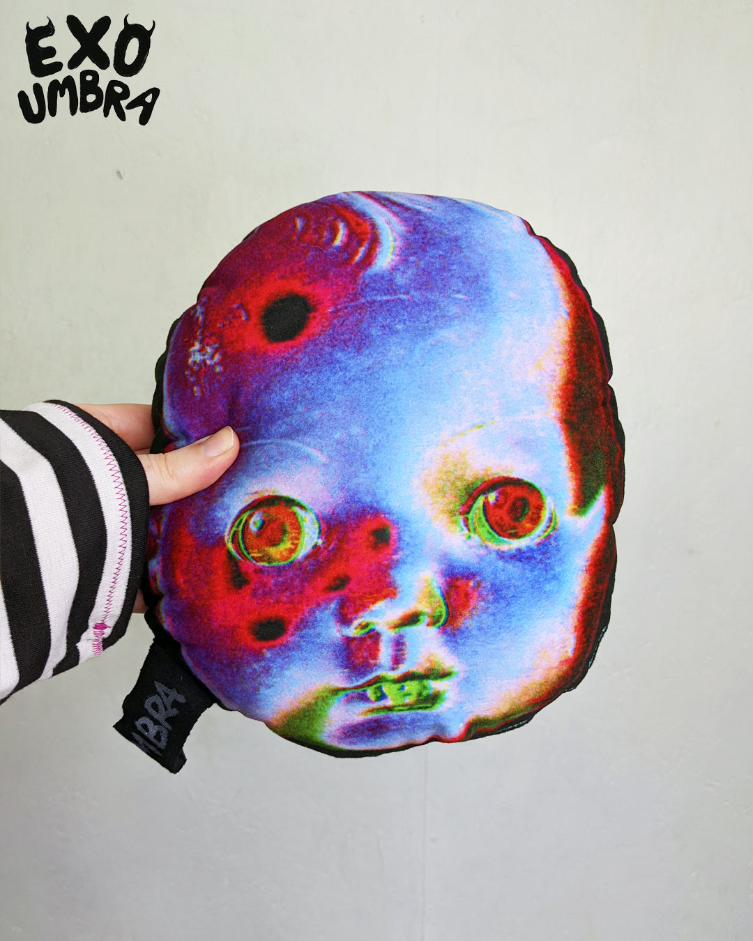 INVERTED DOLL HEAD Plush Blue/red